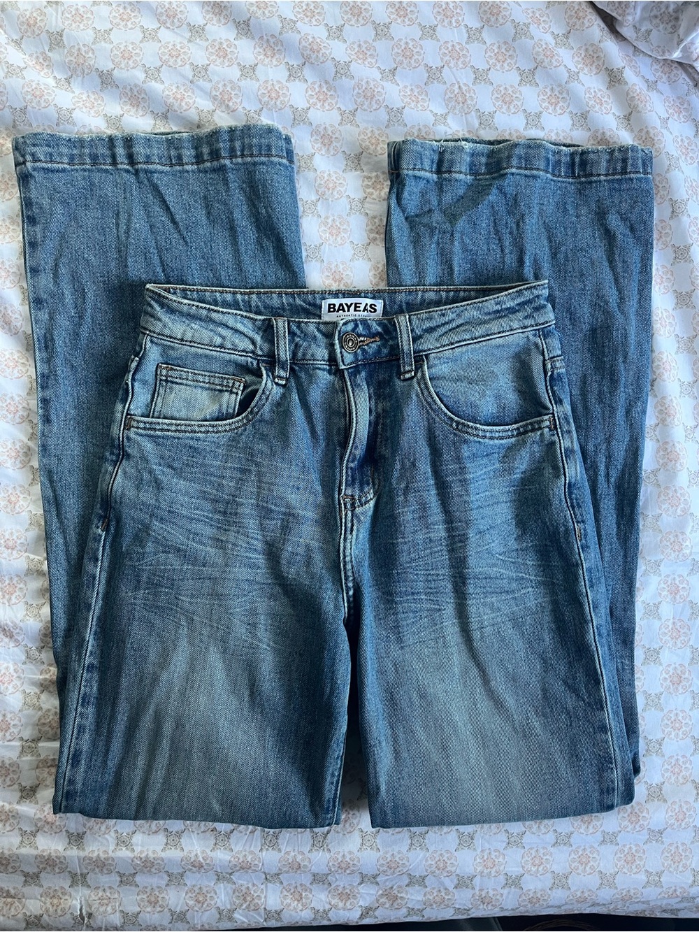 Bayeas Women's Straight Leg Jeans in Light Blue Wash